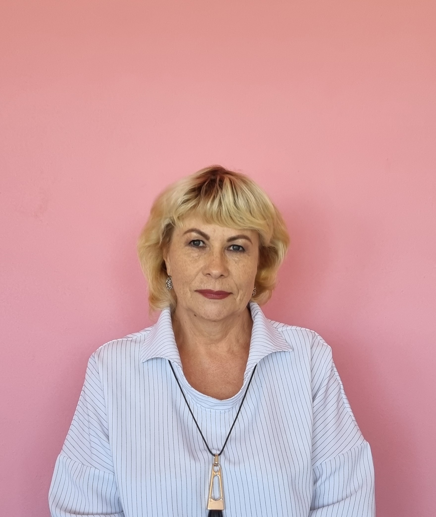 Евсеенкова Любовь Владимировна.