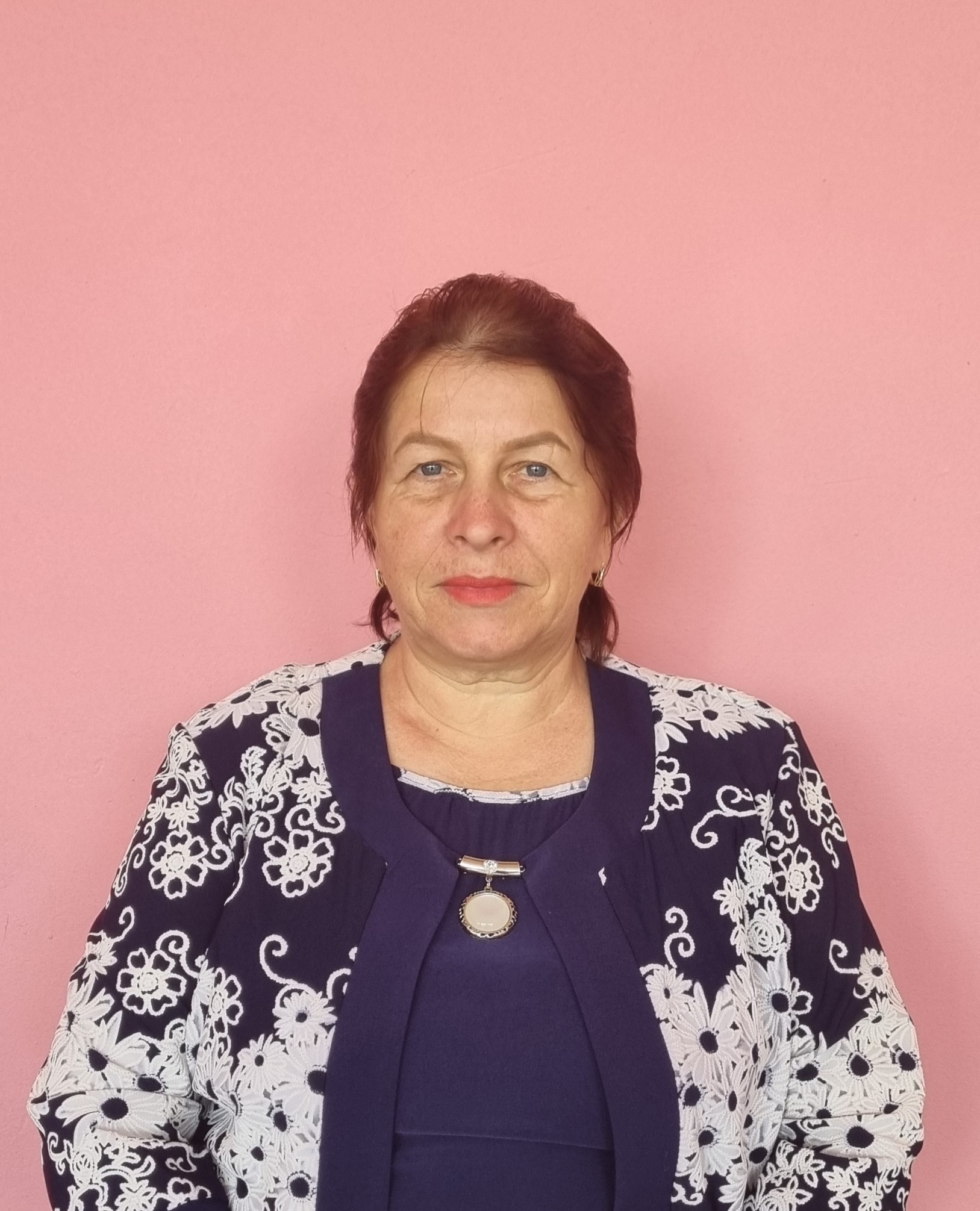 Меновщикова Нина Михайловна.